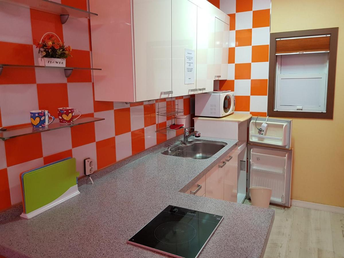 Rainbow Hill Pension Namhae Εξωτερικό φωτογραφία