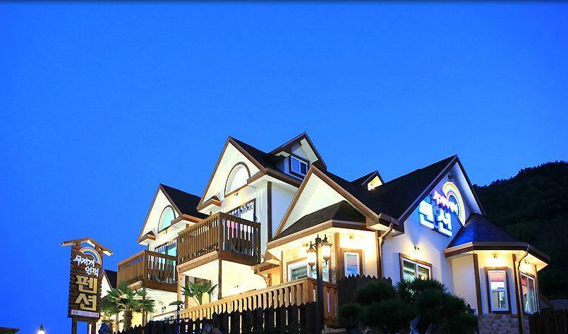 Rainbow Hill Pension Namhae Εξωτερικό φωτογραφία